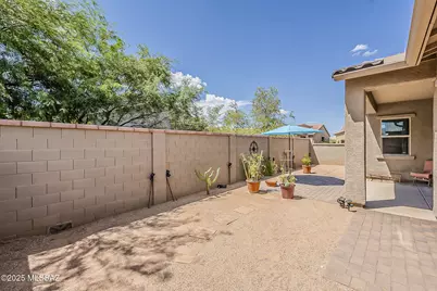 5464 S Guthrie Peak Drive, Green Valley, AZ 85622 - Photo 35