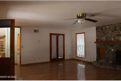 102 E Ramsey Canyon Road, Hereford, AZ 85615 - Photo 9