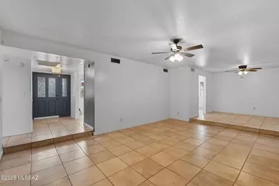 7811 E Clarence Place, Tucson, AZ 85715 - Photo 17