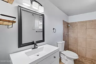 7811 E Clarence Pl, Tucson, AZ 85715 - Photo 29