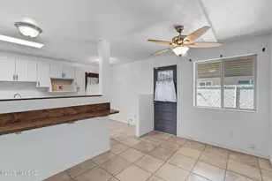 7811 E Clarence Pl, Tucson, AZ 85715 - Photo 11