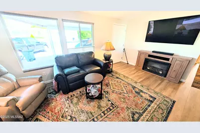 10676 N Kilimanjaro Avenue, Oro Valley, AZ 85737 - Photo 7