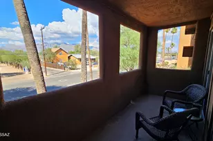 1810 E Blacklidge Dr, Tucson, AZ 85719 - Photo 15