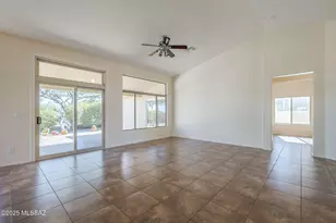 1781 E Redstart Rd, Green Valley, AZ 85614 - Photo 15