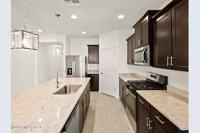 728 W Calle Cubeta, Sahuarita, AZ 85629 - Photo 1