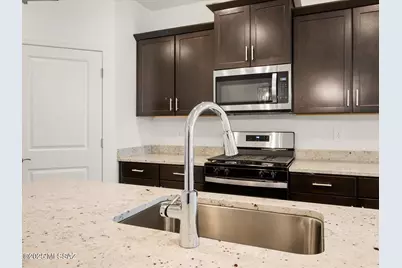 728 W Calle Cubeta, Sahuarita, AZ 85629 - Photo 23