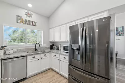 9469 N Crestone Drive, Tucson, AZ 85742 - Photo 17