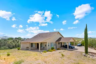 215 Toltec Ct, Rio Rico, AZ 85648 - Photo 3