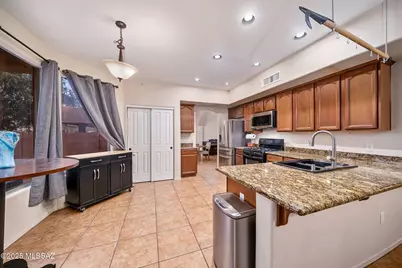 328 W Calle Paso Suave, Sahuarita, AZ 85629 - Photo 9