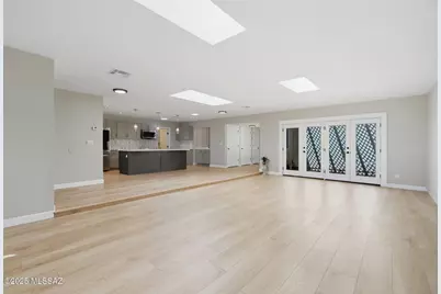 6605 E Via Cavalier, Tucson, AZ 85715 - Photo 13