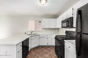 3615 W Mesa Ridge Trail, Tucson, AZ 85742 - Photo 3