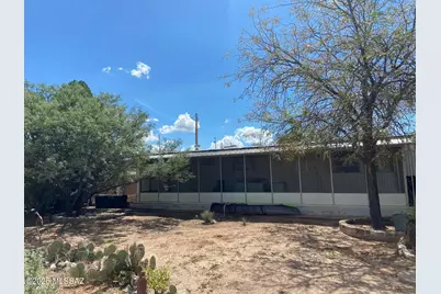 557 E Hillcrest Drive, Benson, AZ 85602 - Photo 1