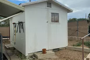 557 E Hillcrest Dr, Benson, AZ 85602 - Photo 15