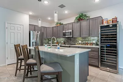 1190 Broken Hills Drive, Green Valley, AZ 85614 - Photo 7