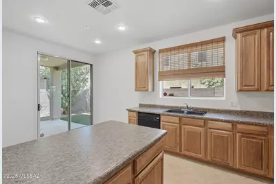 7635 E Ocotillo Overlook Drive, Tucson, AZ 85710 - Photo 9
