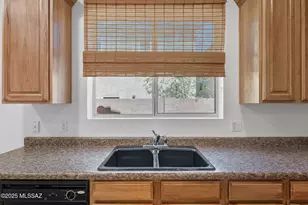 7635 E Ocotillo Overlook Dr, Tucson, AZ 85710 - Photo 11