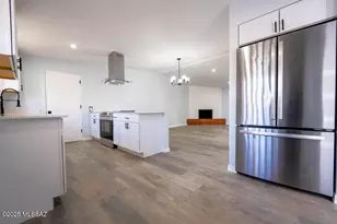 5221 E Hawthorne Pl, Tucson, AZ 85711 - Photo 3