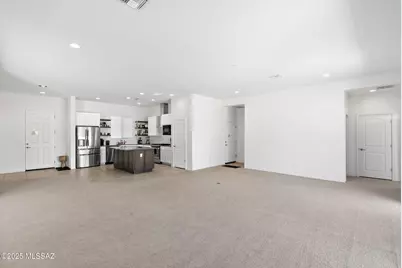 8015 S Galileo Lane, Tucson, AZ 85747 - Photo 13