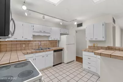 4858 E Cooper Street, Tucson, AZ 85711 - Photo 3