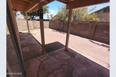 4469 W Holly Berry Way, Tucson, AZ 85741 - Photo 7
