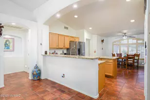 1329 N Sun Catcher Way, Green Valley, AZ 85614 - Photo 7