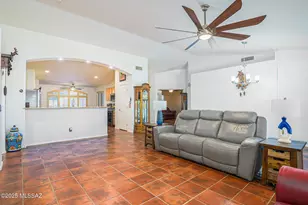 1329 N Sun Catcher Way, Green Valley, AZ 85614 - Photo 5