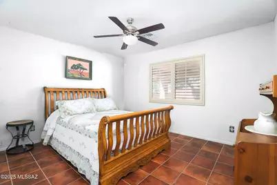 1329 N Sun Catcher Way, Green Valley, AZ 85614 - Photo 19