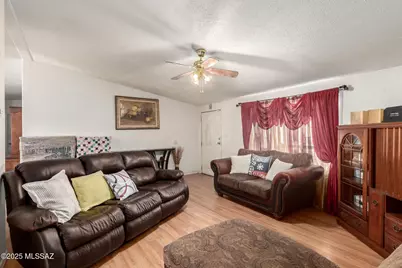 31 W 32nd Street, Tucson, AZ 85713 - Photo 9