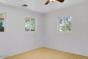 2120 E 33rd St, Tucson, AZ 85713 - Photo 13