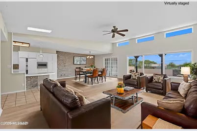 641 S Los Diamantes, Green Valley, AZ 85614 - Photo 13