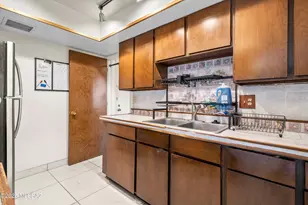 7530 E Stella Rd, Tucson, AZ 85730 - Photo 17