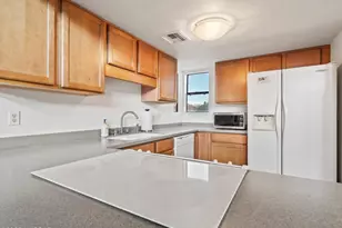 5051 N Sabino Canyon Rd, Tucson, AZ 85750 - Photo 15