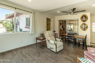 130 E Los Arcos, Green Valley, AZ 85614 - Photo 9