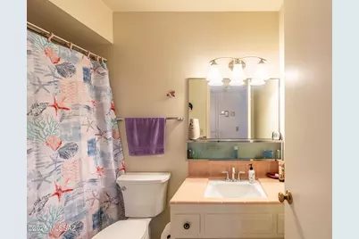 130 E Los Arcos, Green Valley, AZ 85614 - Photo 11