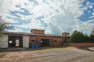 9084 E Sky Ranch Rd, Portal, AZ 85632 - Photo 25