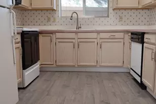 1742 W Camino Estelar, Green Valley, AZ 85614 - Photo 5