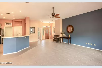13712 N Holly Grape Drive, Marana, AZ 85658 - Photo 11