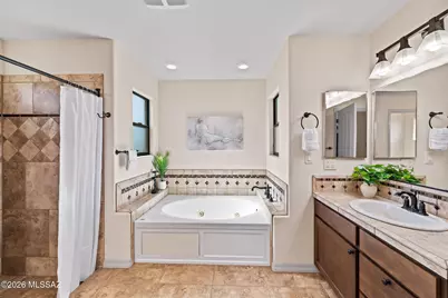 922 E Vault Mine Court, Green Valley, AZ 85614 - Photo 25