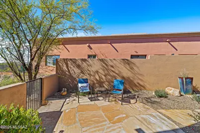 922 E Vault Mine Court, Green Valley, AZ 85614 - Photo 5