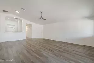 6603 E Ladonna Ln, Tucson, AZ 85756 - Photo 5