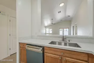 6603 E Ladonna Ln, Tucson, AZ 85756 - Photo 11