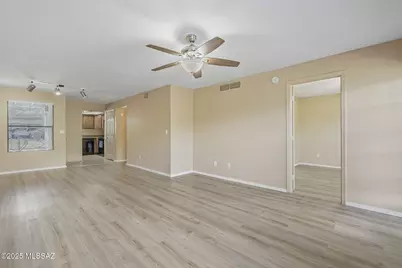 5800 N Kolb Road #12164, Tucson, AZ 85750 - Photo 9