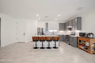 8757 E Pebble Stone Ln, Tucson, AZ 85730 - Photo 15