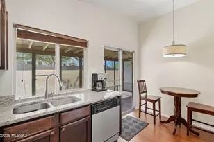 9506 N Albatross Dr, Tucson, AZ 85742 - Photo 17