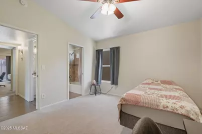 9506 N Albatross Drive, Tucson, AZ 85742 - Photo 19
