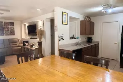 3791 E Painted Tortoise Street, Tucson, AZ 85706 - Photo 5