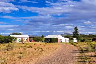 653 E Border Rd, Bisbee, AZ 85603 - Photo 21