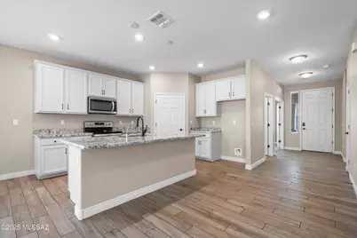 9847 N Fulbrook Way, Marana, AZ 85653 - Photo 9