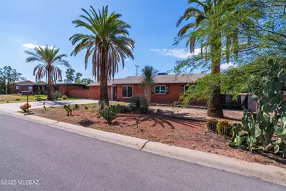 6538 E Calle Dened, Tucson, AZ 85710 - Photo 3