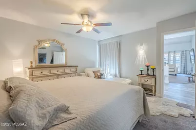 8271 N Oracle Road #249, Tucson, AZ 85704 - Photo 17